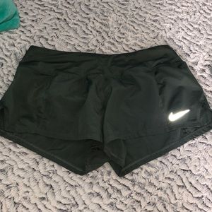 dark green nike running shorts